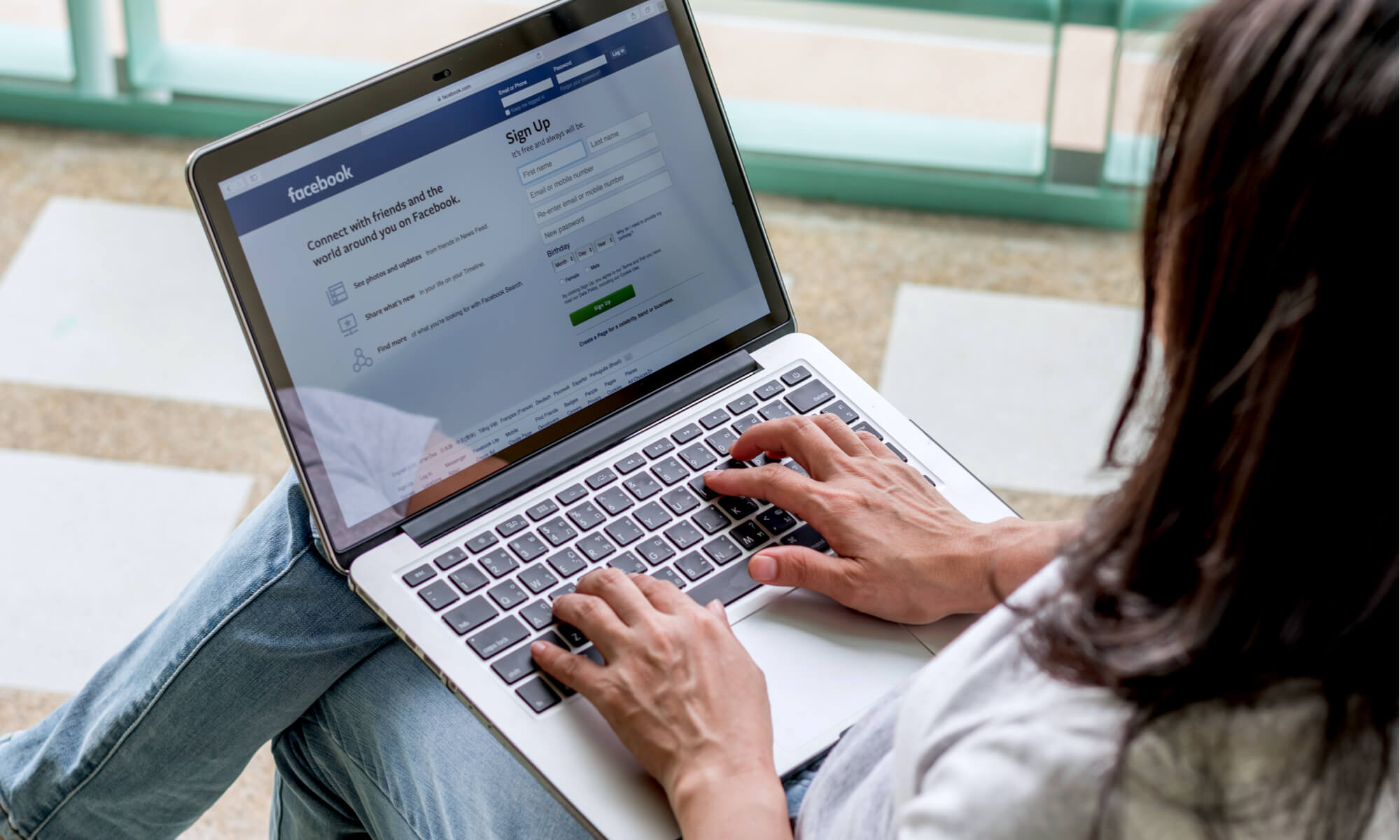 How to create your first Facebook ad